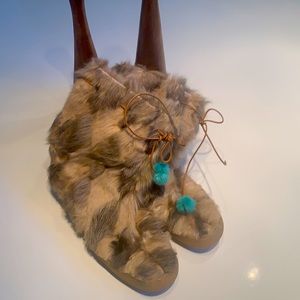 Kate Spade furry boots size 8.5